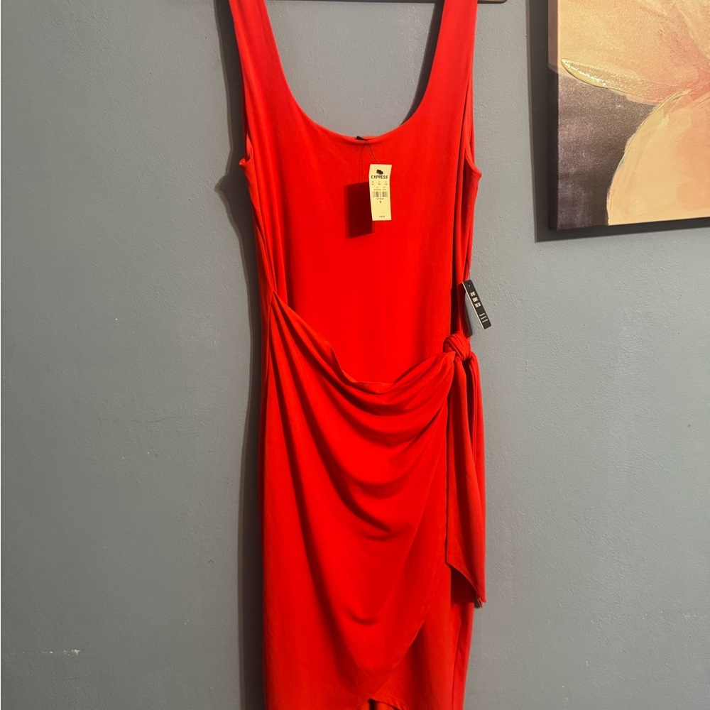 Elegant Red Sleeveless Dress